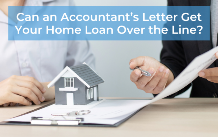 accountant explaining about home loan